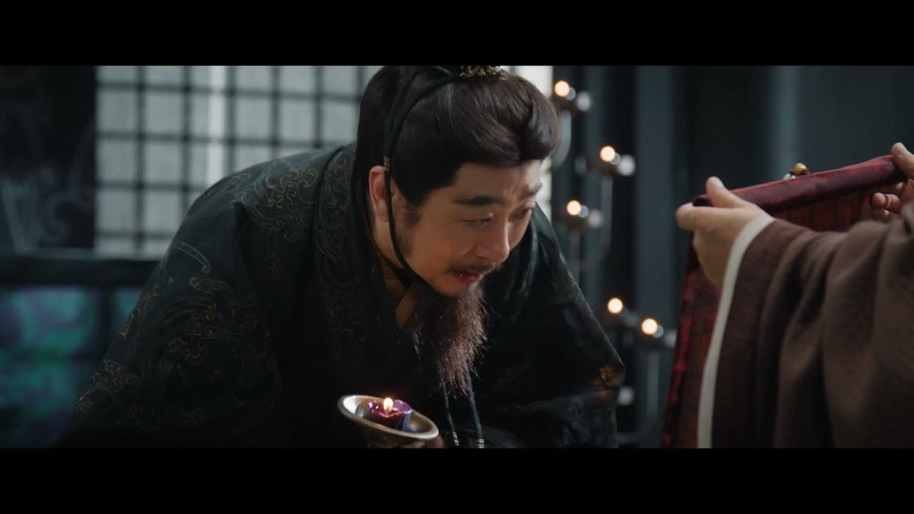 - 再把眼睛给熬坏喽 - 是啊