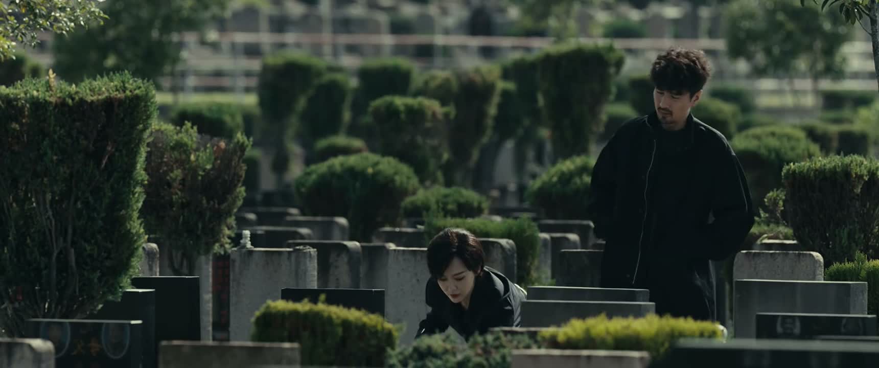 不用搞这些 他不在意 他有酒就行