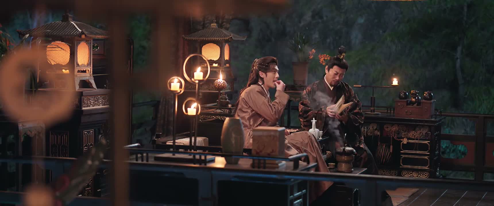 属下就是一直好奇
