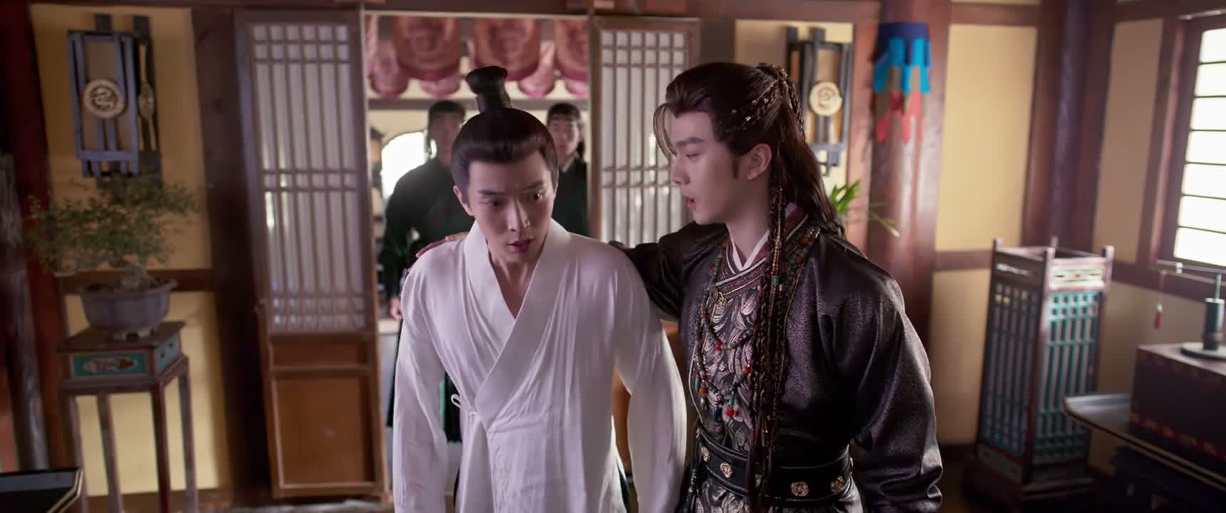 我劝你还是不要四处走动