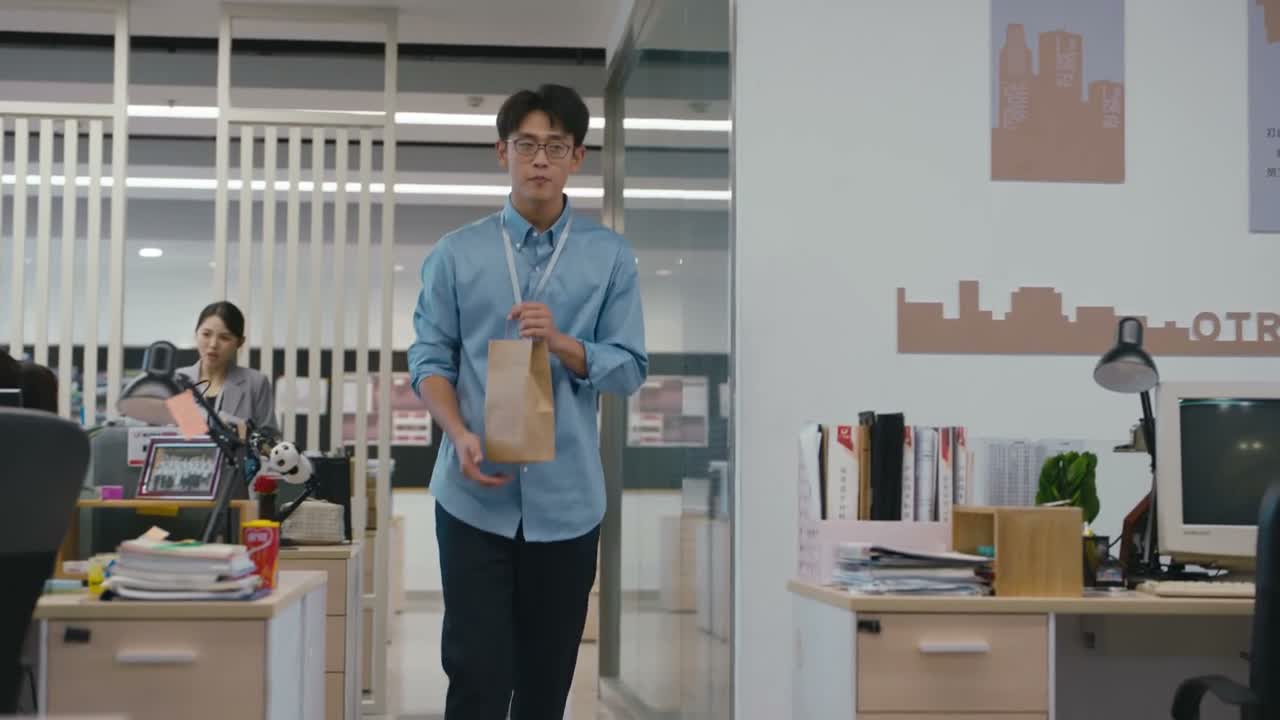你干脆去他那儿办个会员好了