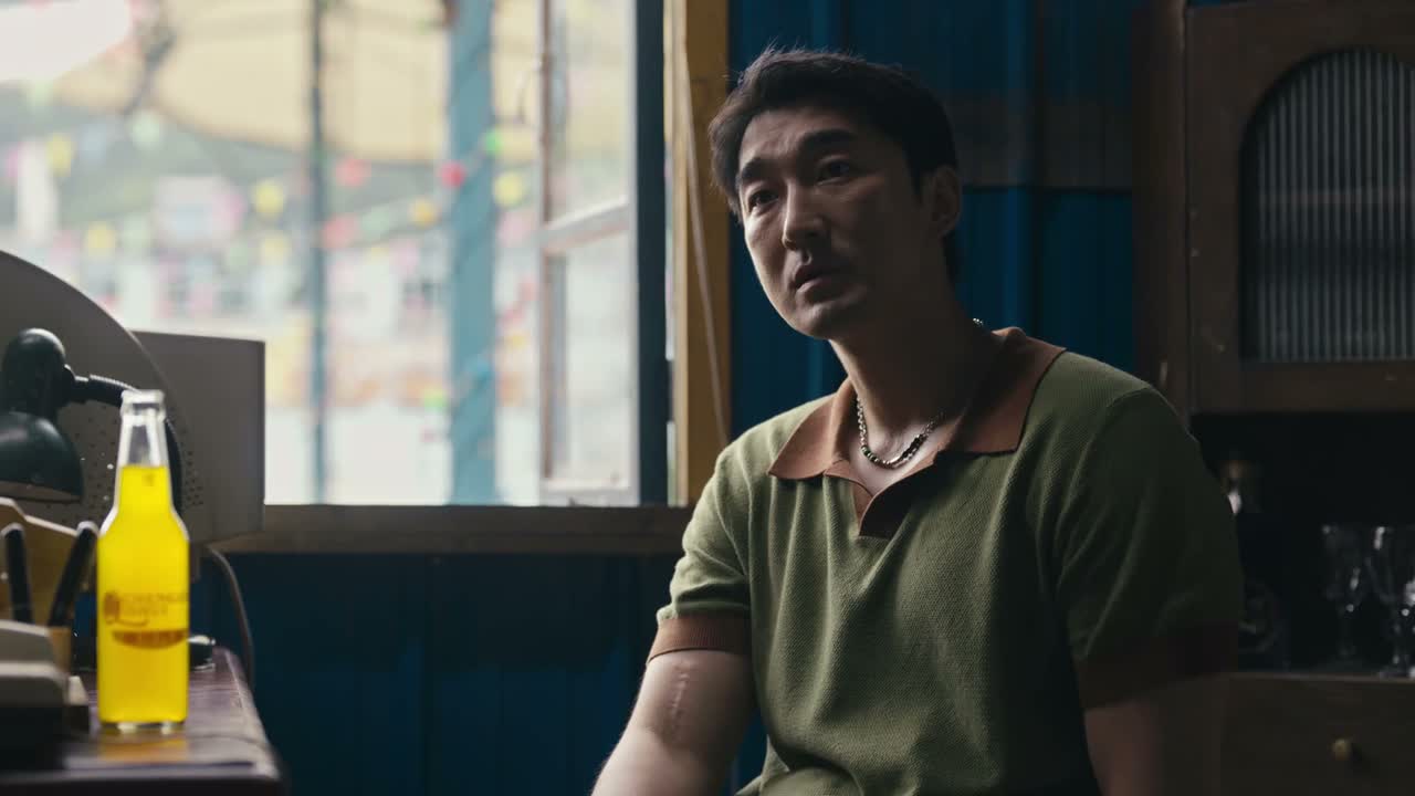 你这上嘴皮碰下嘴皮