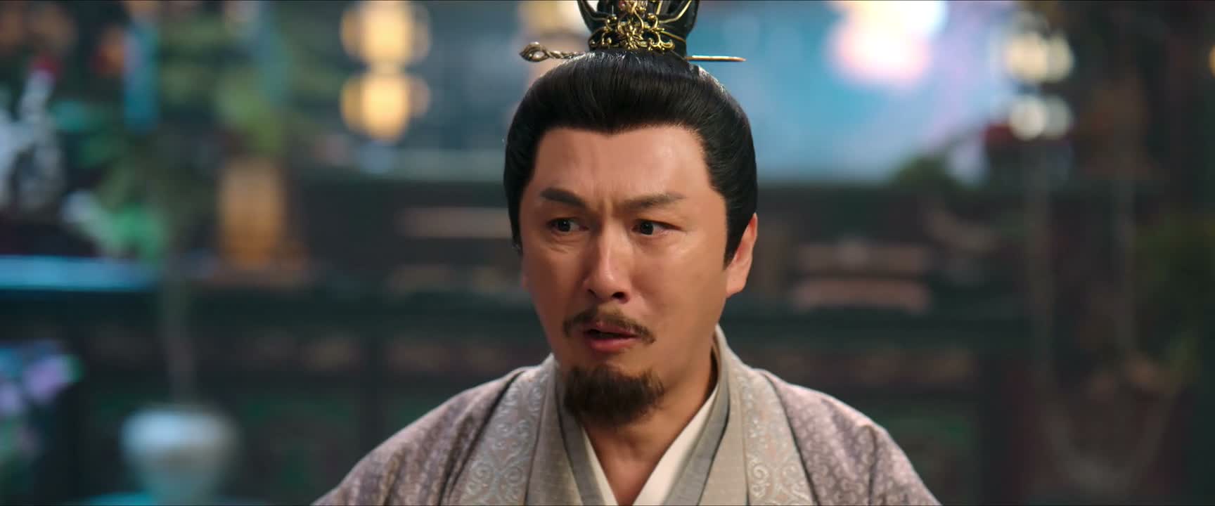 前来道贺的官员众多