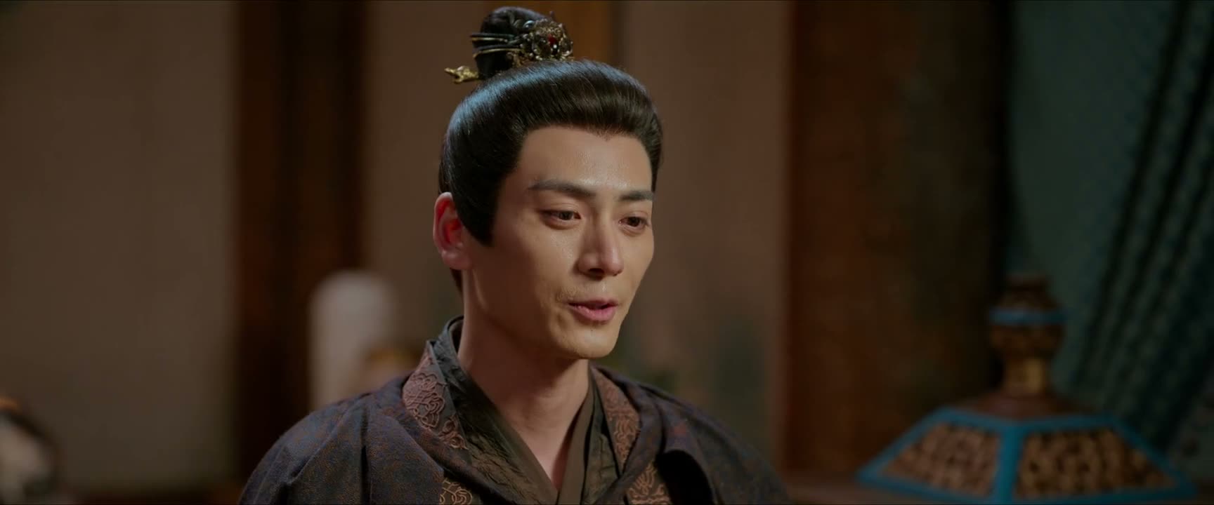 他的确帮了我们许多