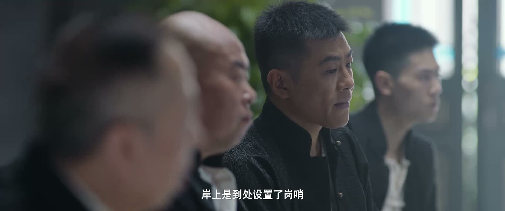 岸上是到处设置了岗哨