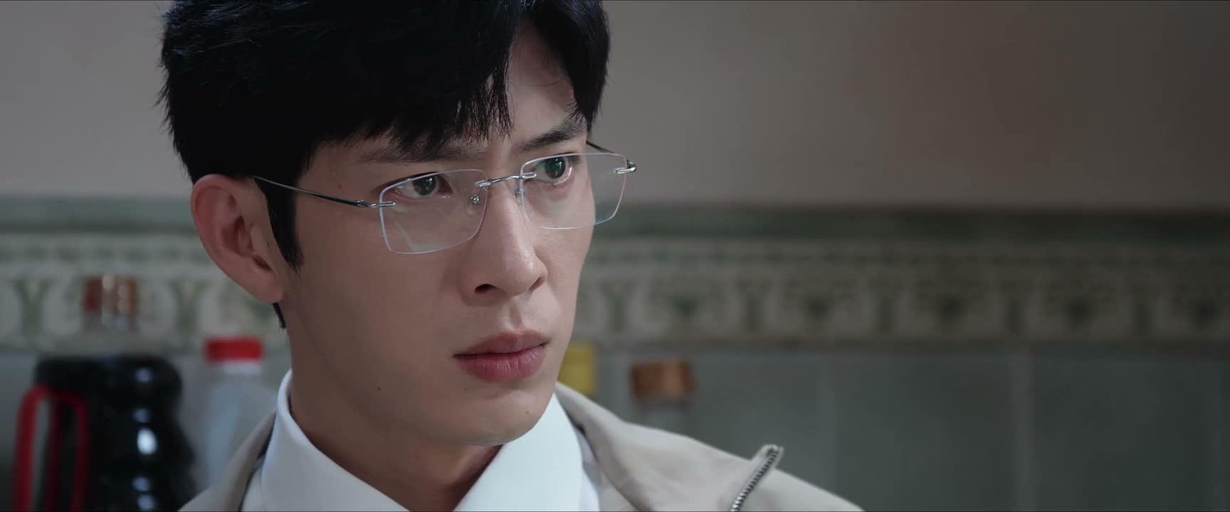 他儿子早就死了