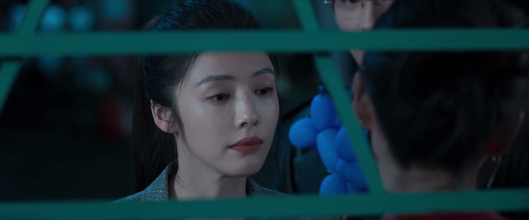 问什么答什么 是不是想让我请你走一趟