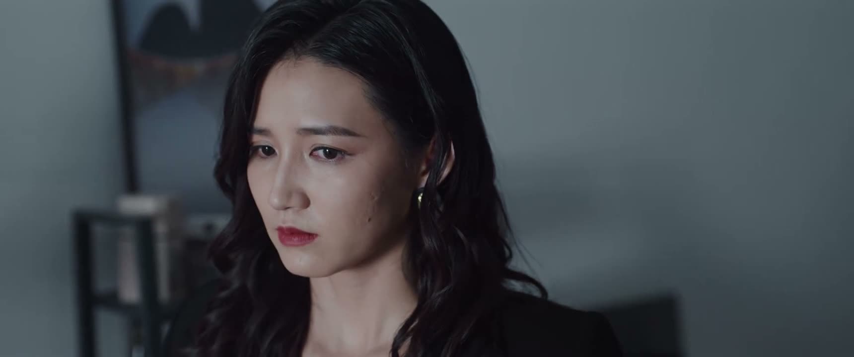 我应急问她借了点钱