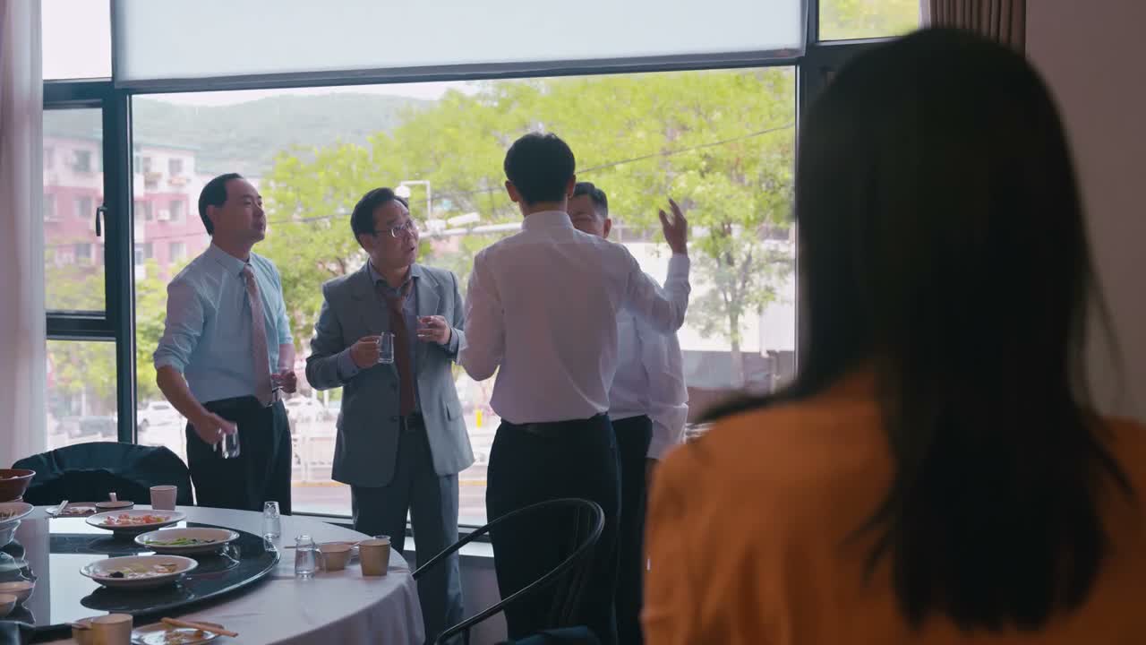 虽然我主要负责洽谈