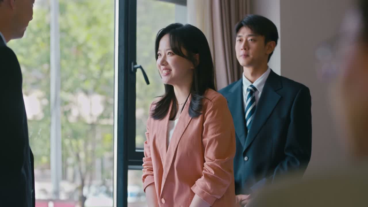 辛苦您这次牵线搭桥