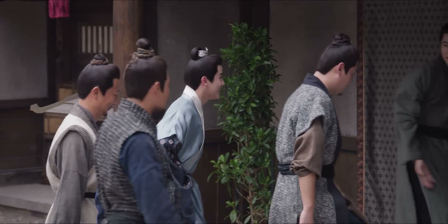 想不到这小子 是个赌鬼啊