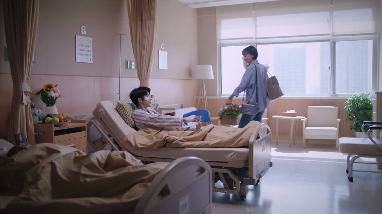 就擦伤呗 好几天不能碰水