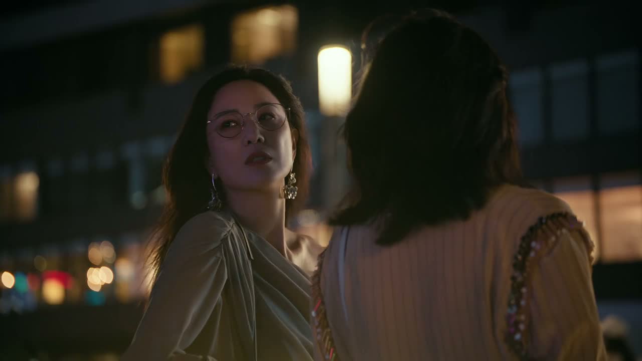 被婚姻束缚迷失自我