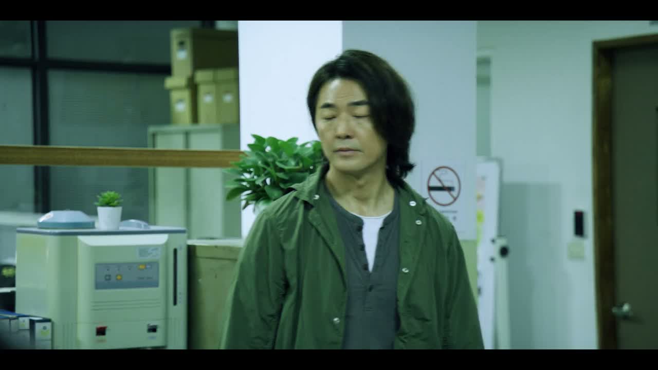 刚刚稍早晚间八点半左右