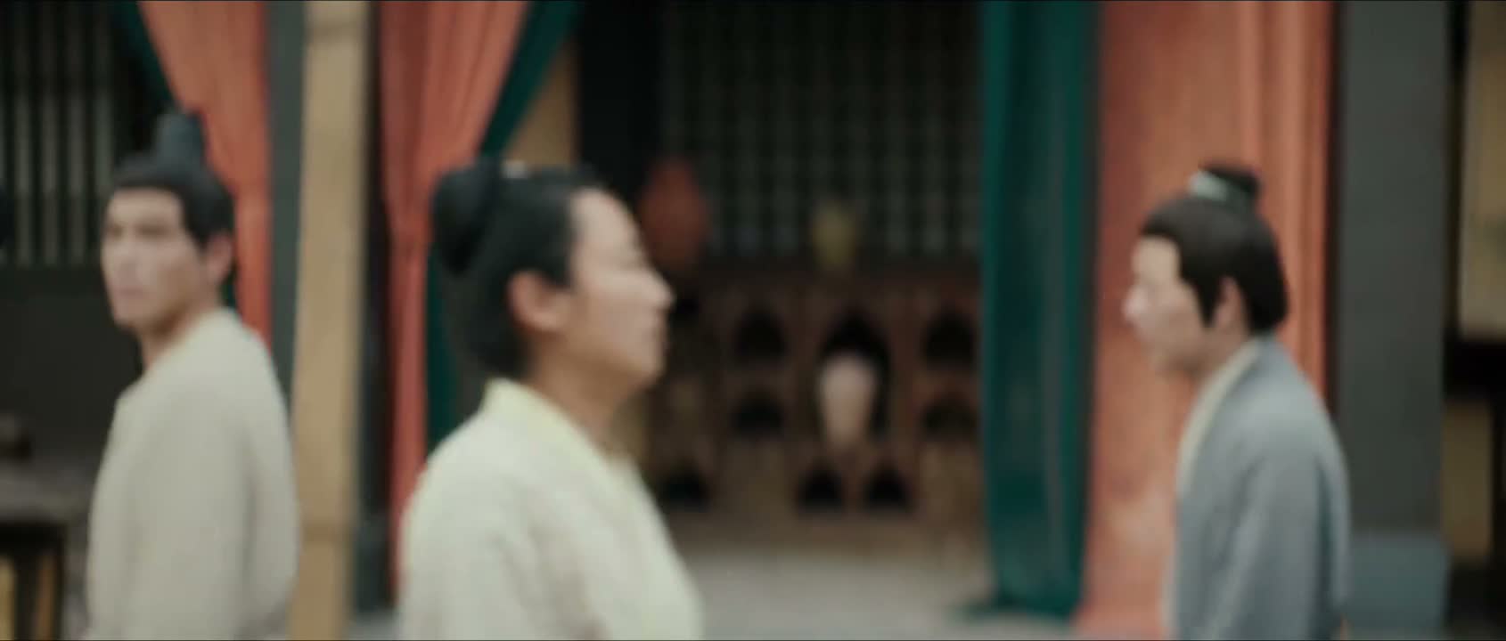 白芷与王忠一见钟情