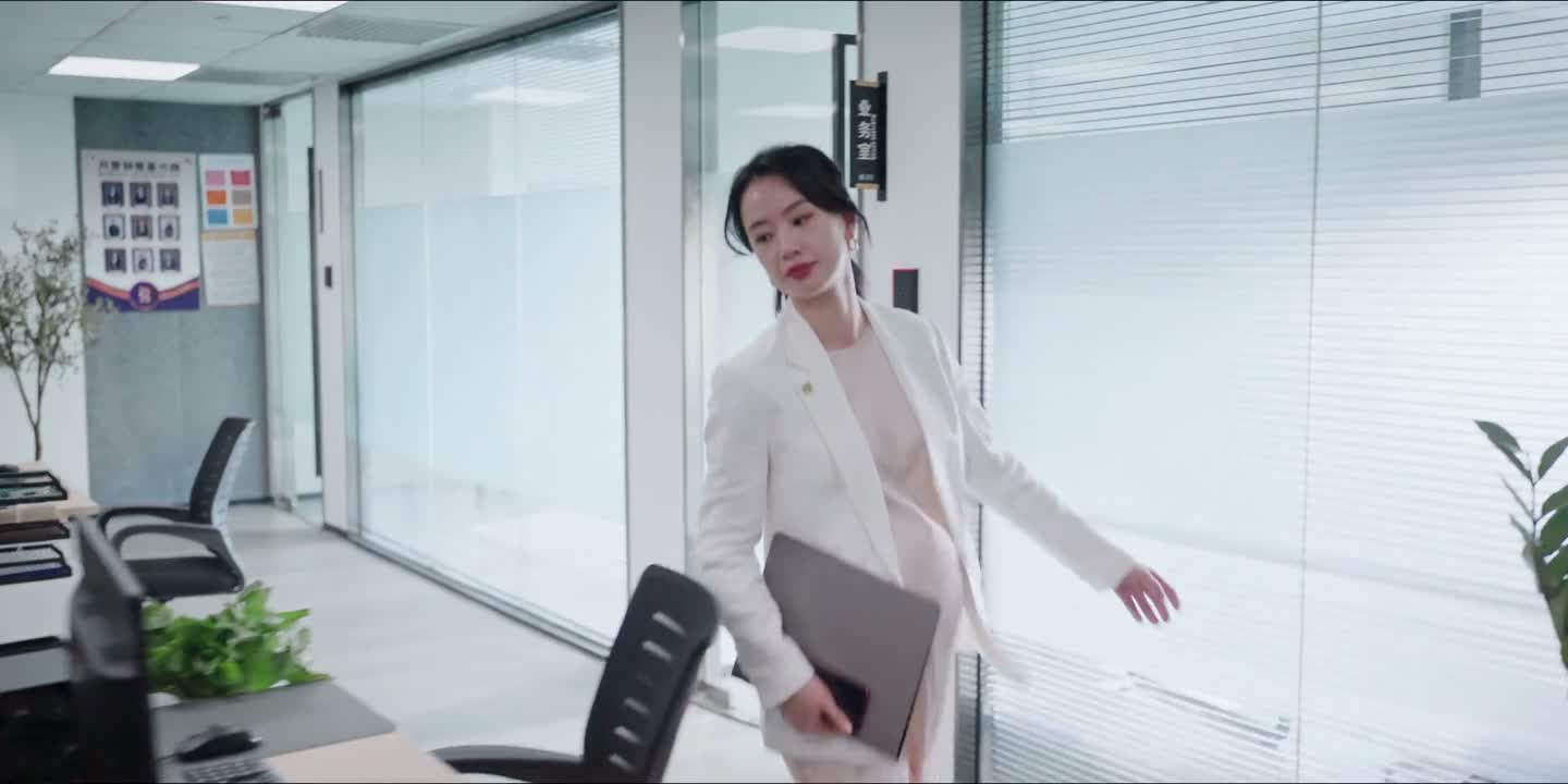 闷声发大财啊贞贞姐
