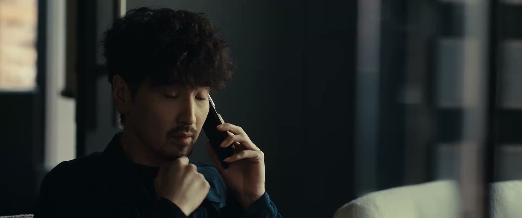 那就对了 你现在越若无其事越好你知道吗