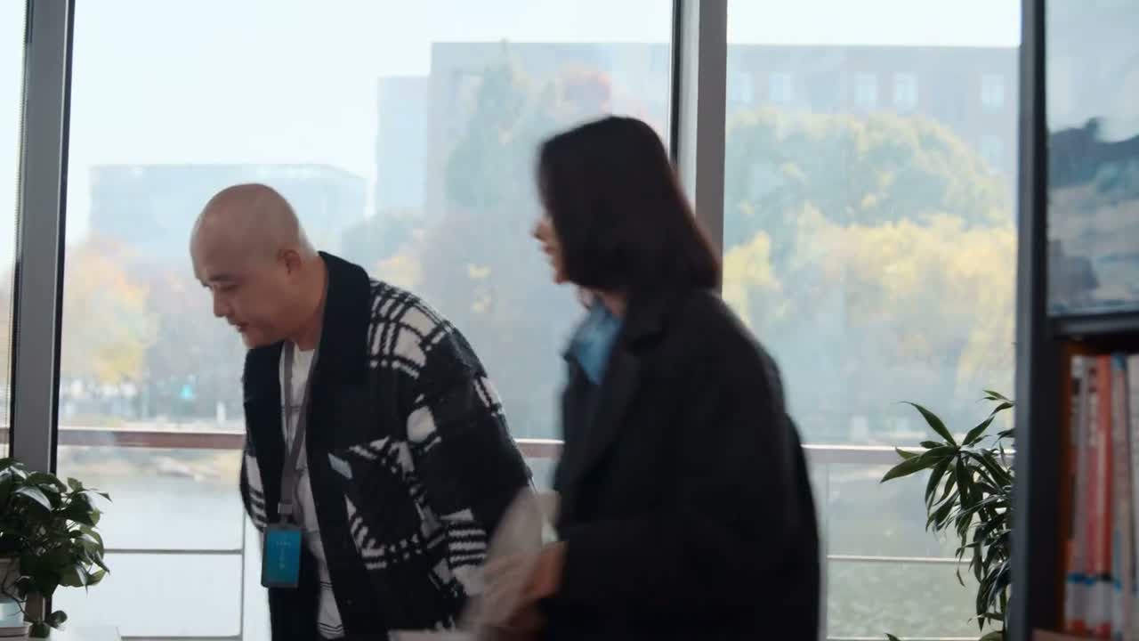本来应该提前一个半小时到的
