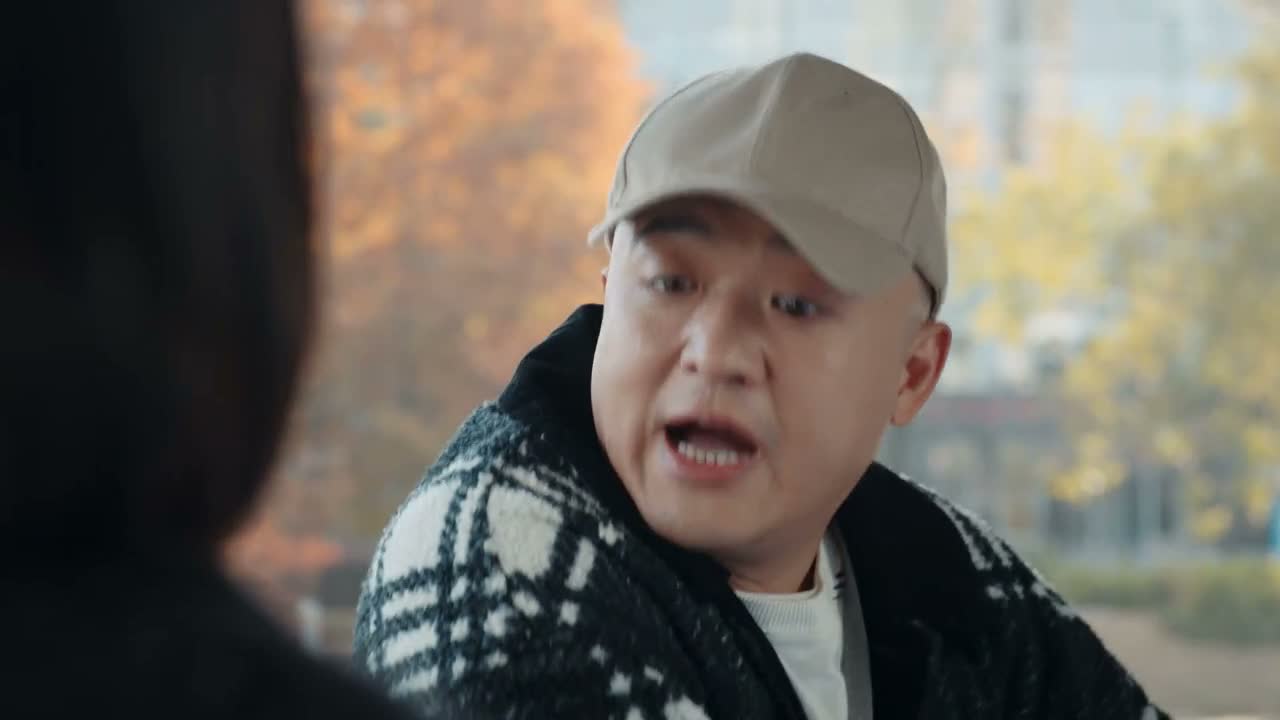 我看你也挺不容易的