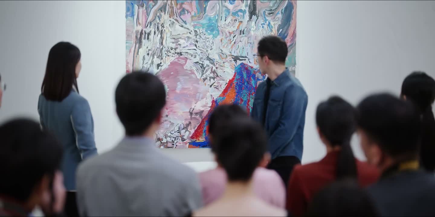 而这幅目光就是主题的集大成