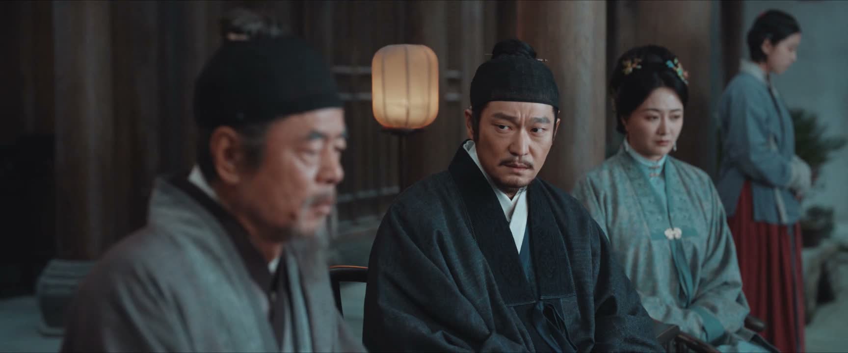 怕是求她都求不来