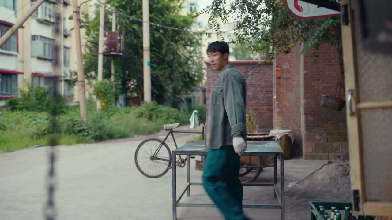 天天跟你待一块儿还想着看猴