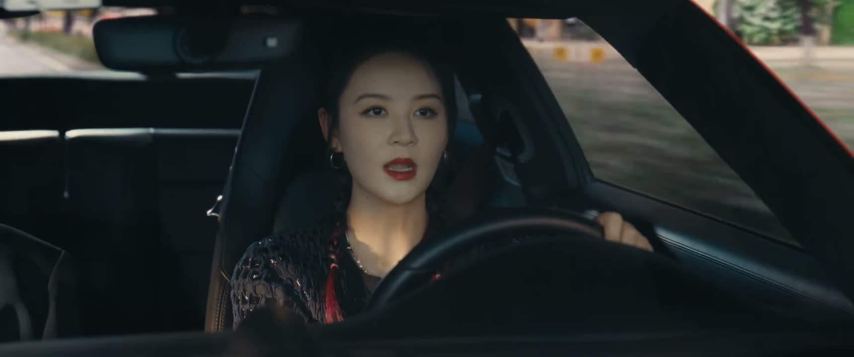 我看着她咽下的最后一口气