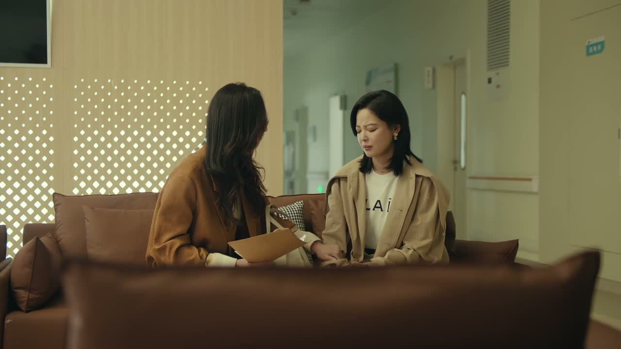 别跟我客套这些