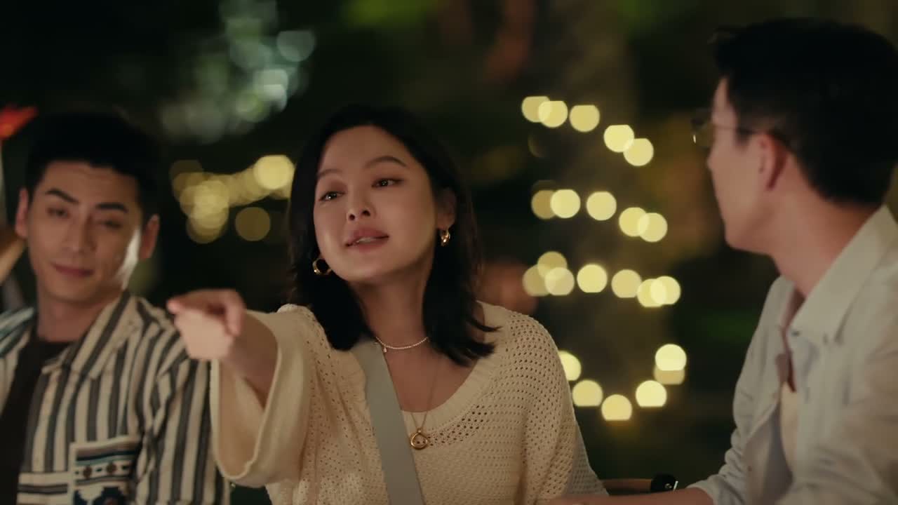 很明显康律那个老狐狸