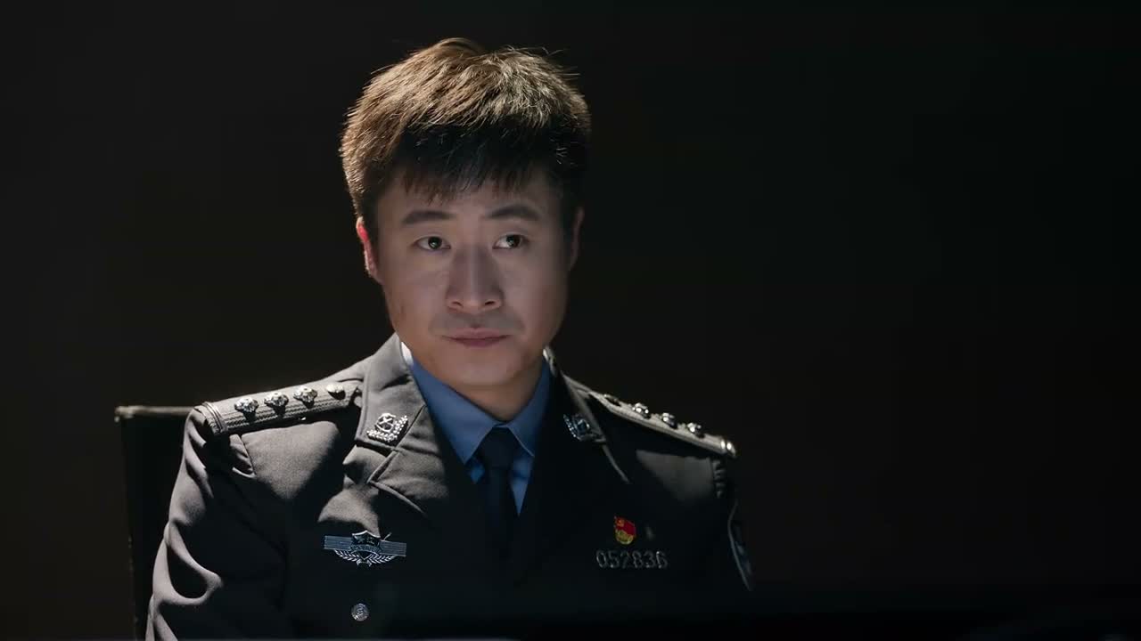 那是 杀人犯法呀 那我自杀不犯法吧