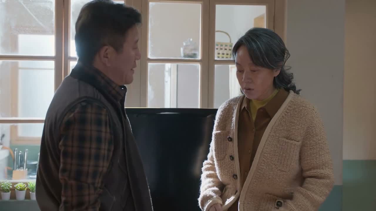 跑得跟陀螺似的 行啦 行啦