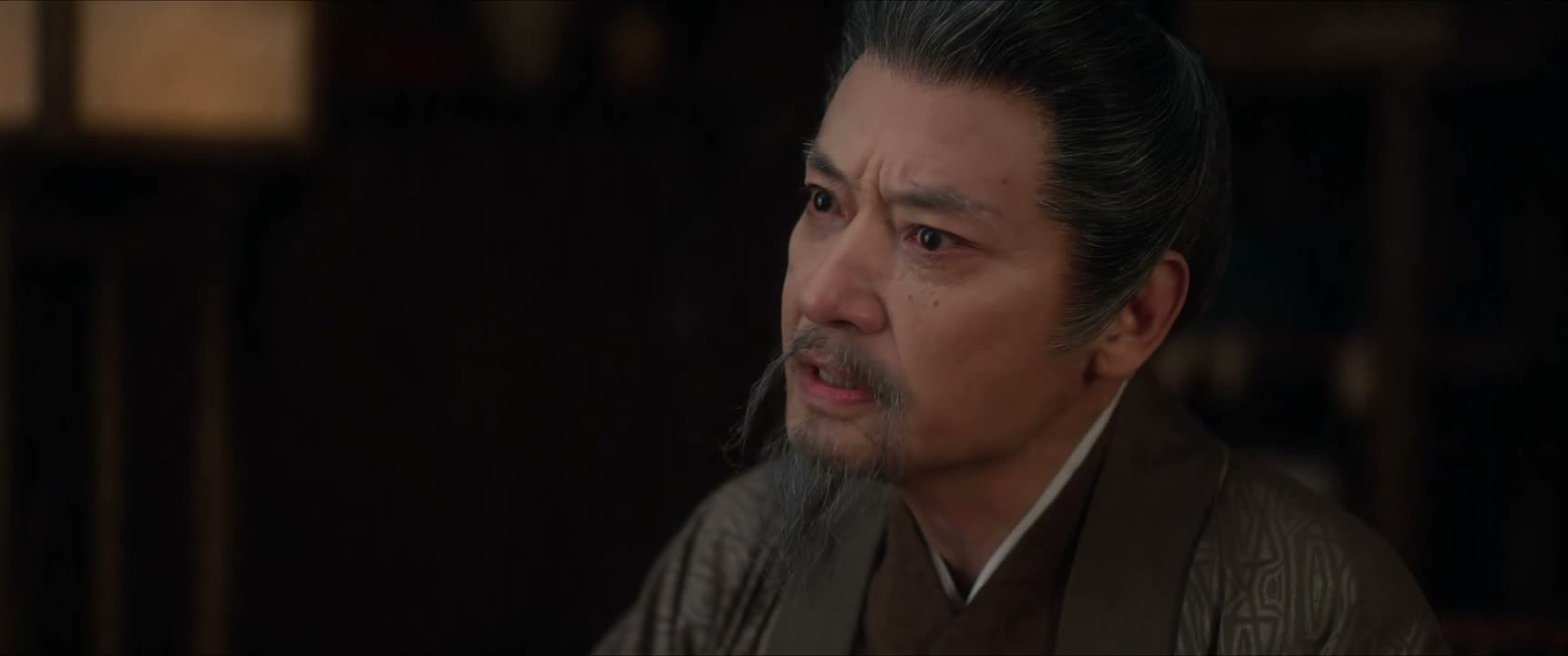 陛下这暴君的名头