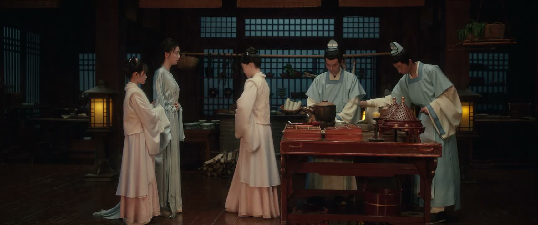 你们也都下去吧 是 是