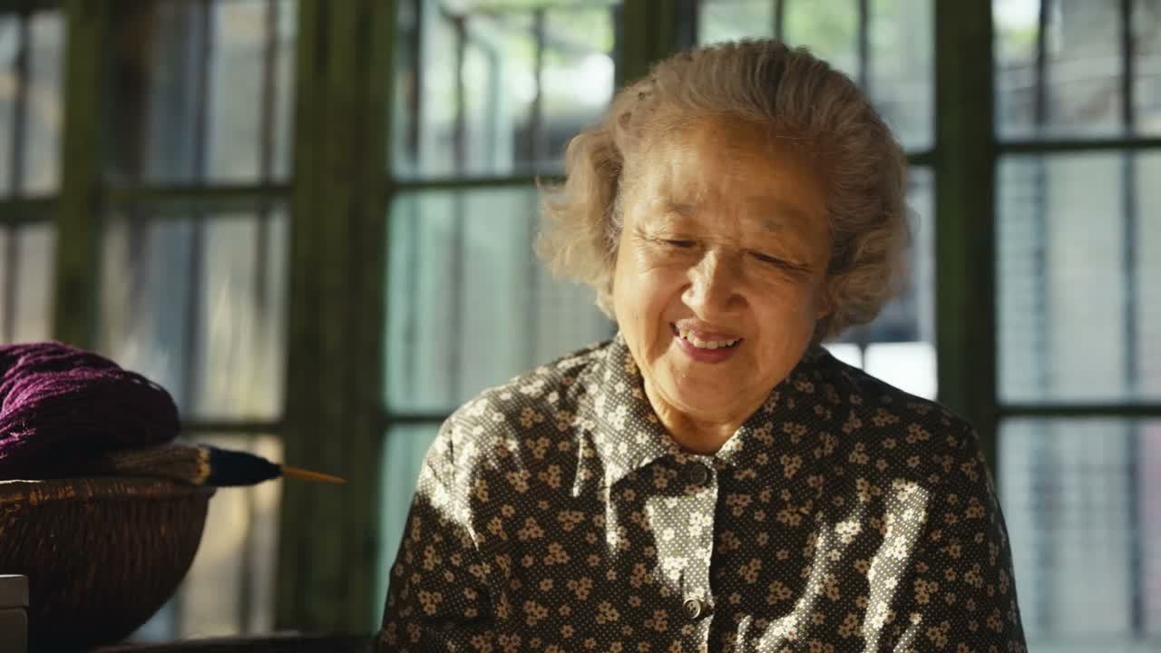 我跟你爷爷就是对上眼了