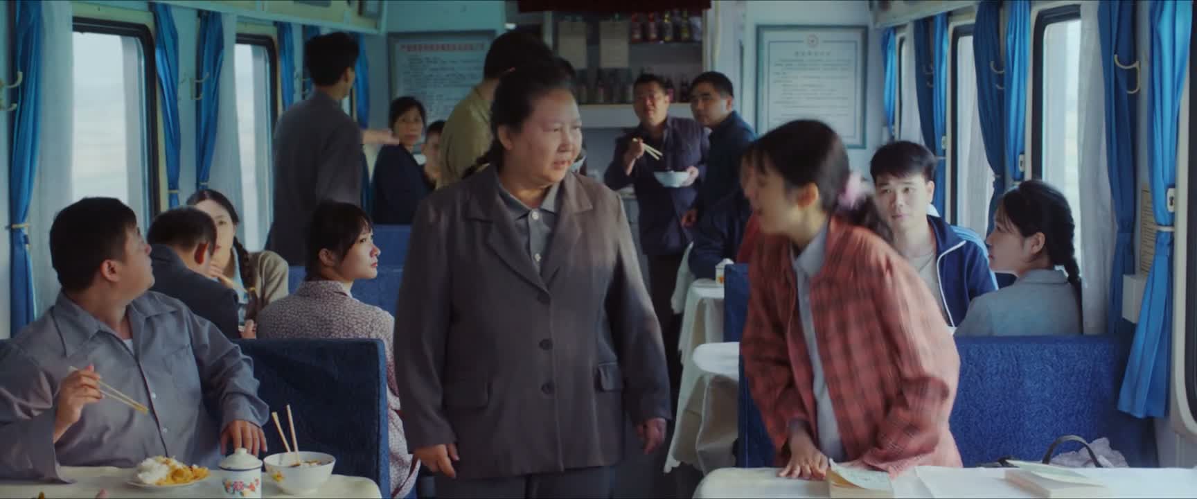 误会 你们俩一伙的吧