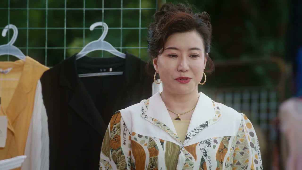 不问家里伸手 真好