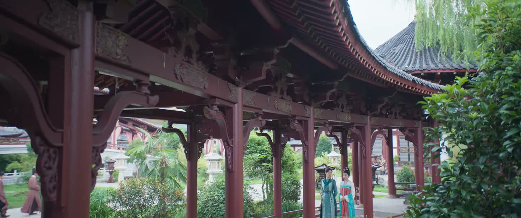 这宫里有太多律法之外