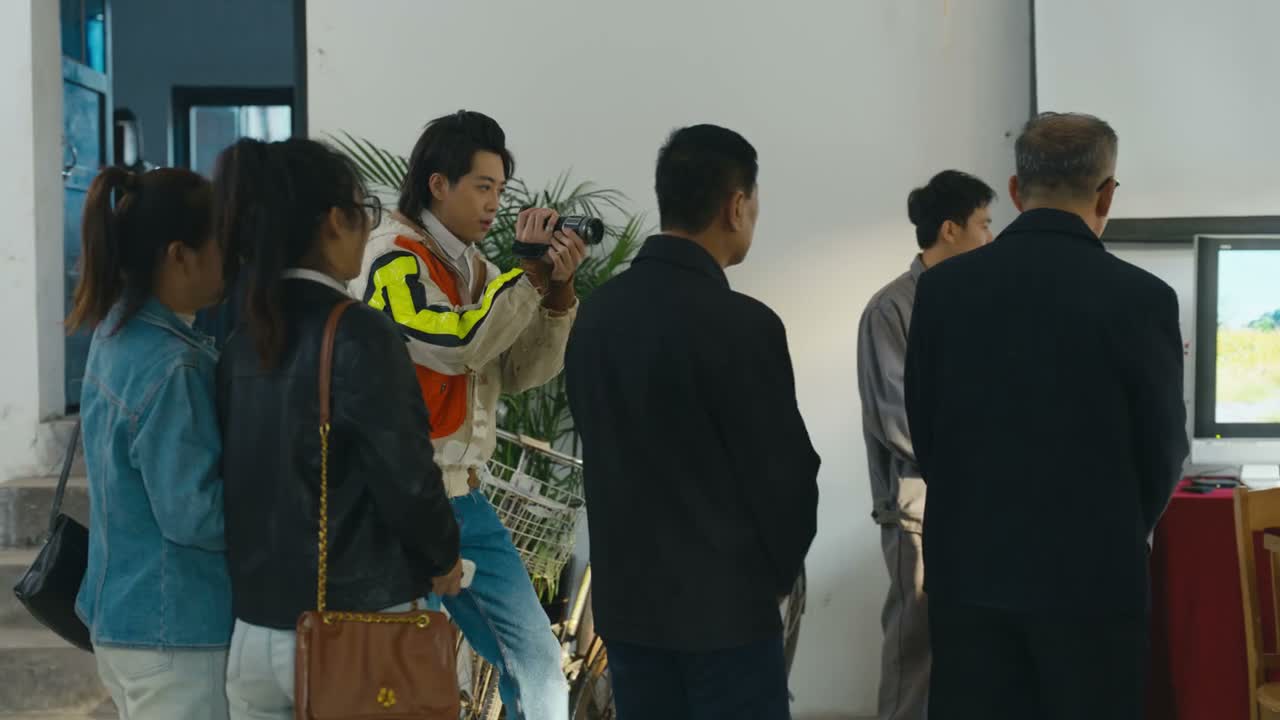 但是我们这个这伙人哪