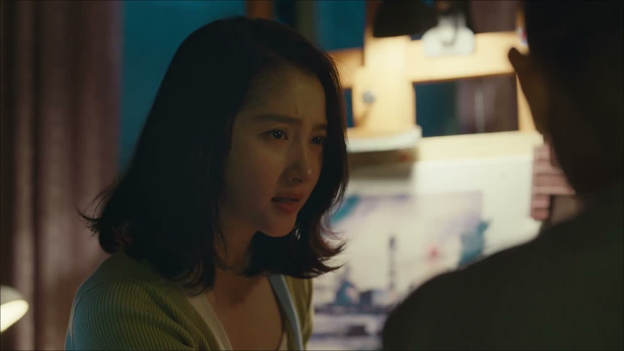 那也不看是谁的女儿