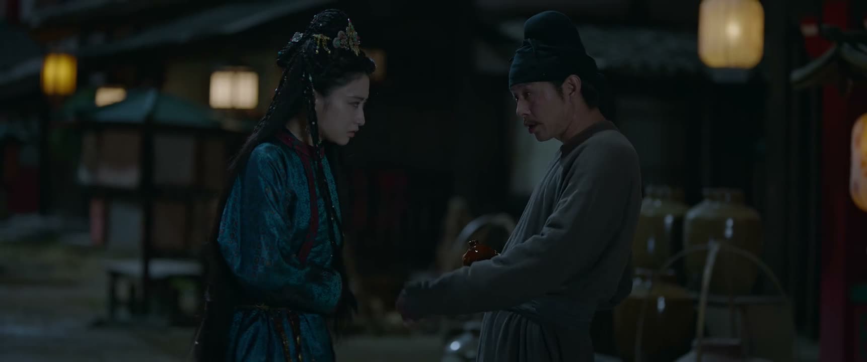 小贱人 滚开