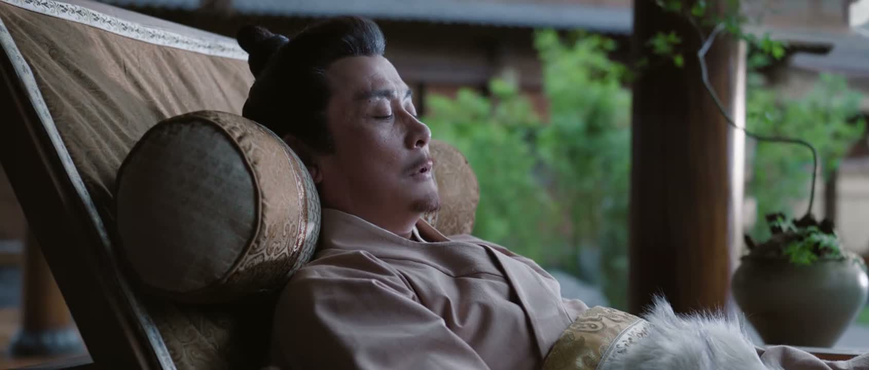 让朕一个人待会儿