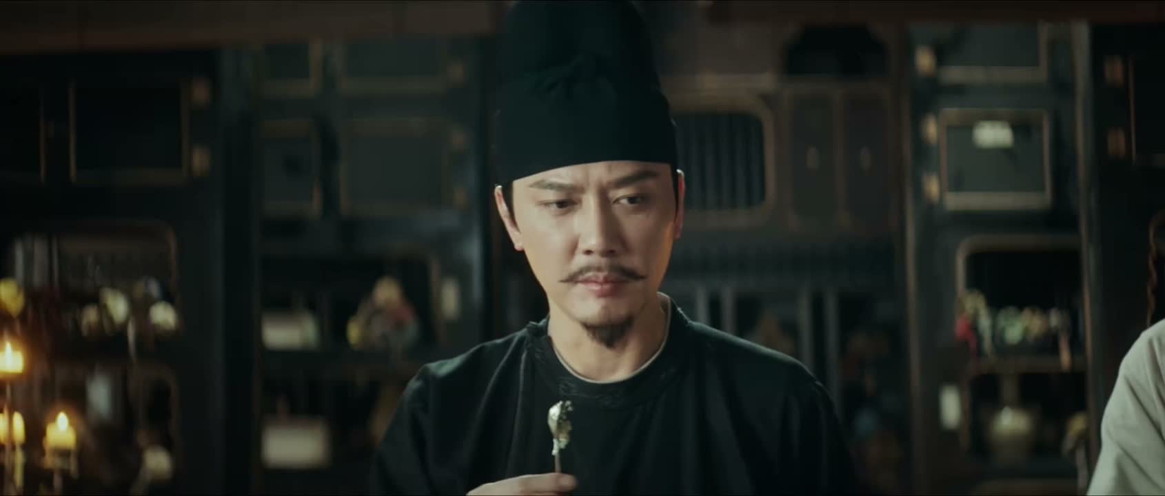 他们皆不是左利手