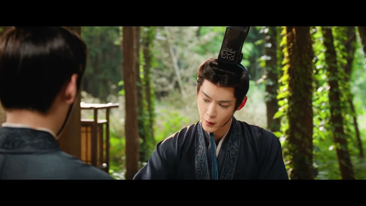 本官还有一事好奇