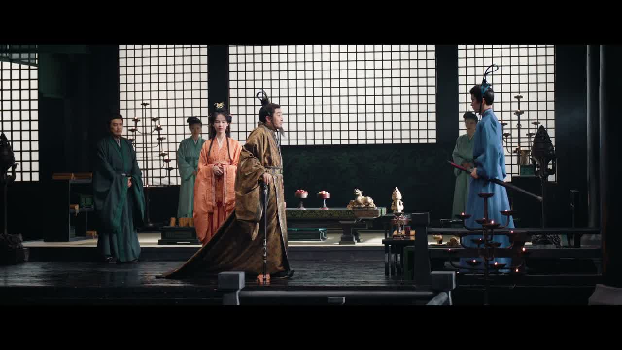 这位就是谢统领吧