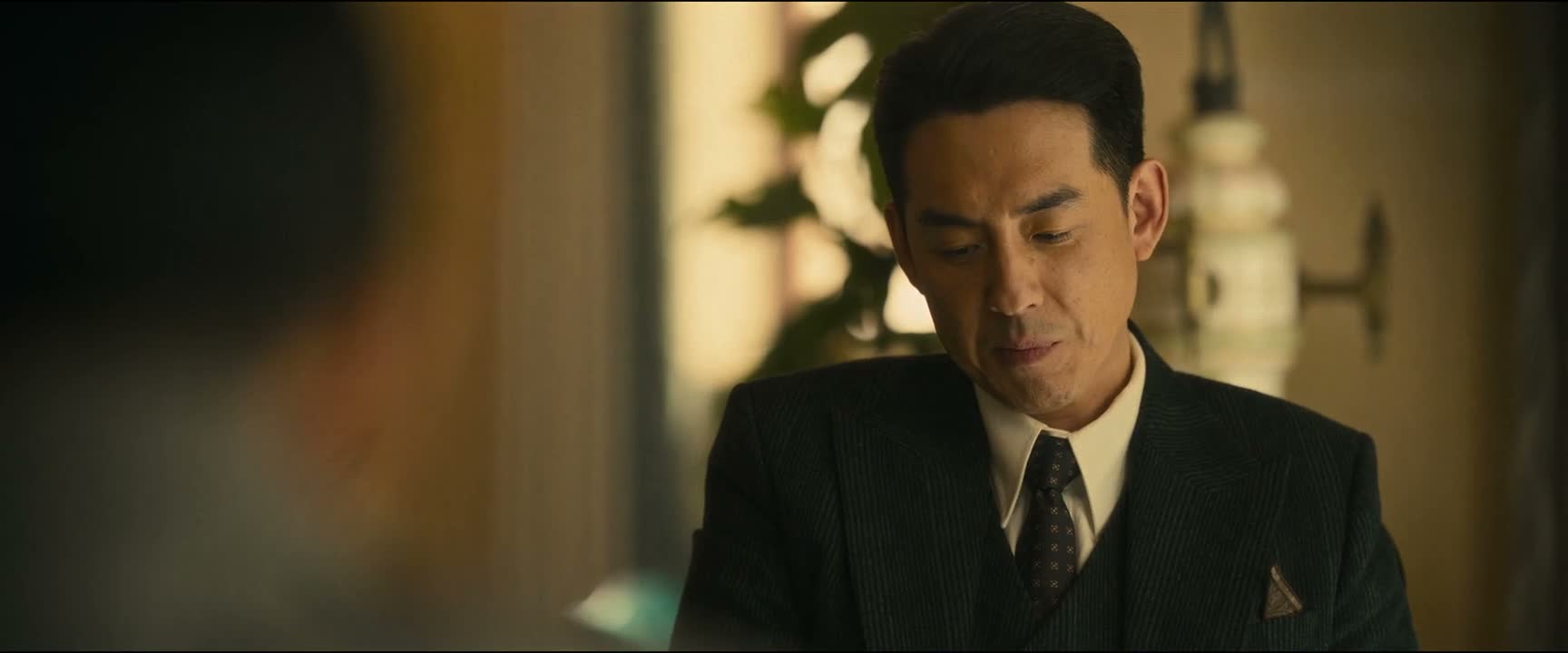 觉得我们 血腥气太重