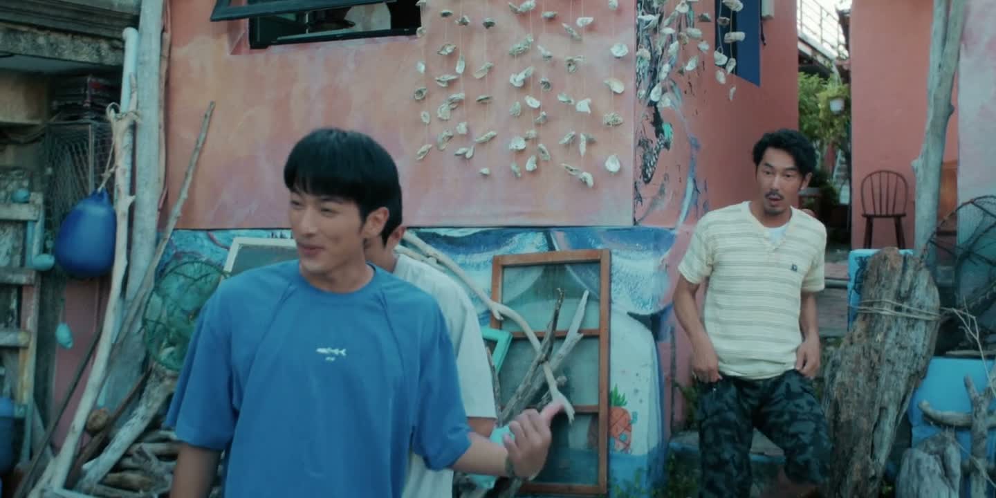 -我们老板超厉害的 -这支钓竿厉害欸