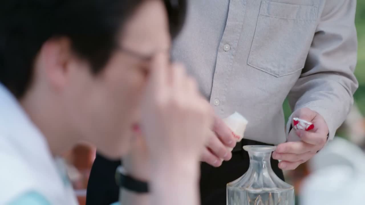 可把我们天火压得够戗