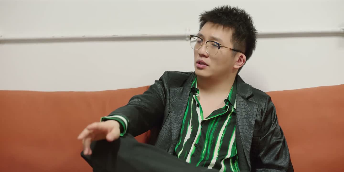 挤到你呢 该躲就躲