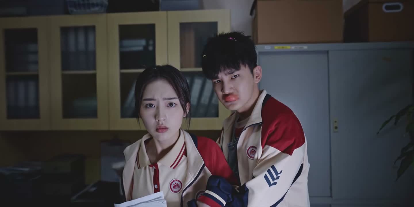 你的儿子会成为阶下囚坐牢