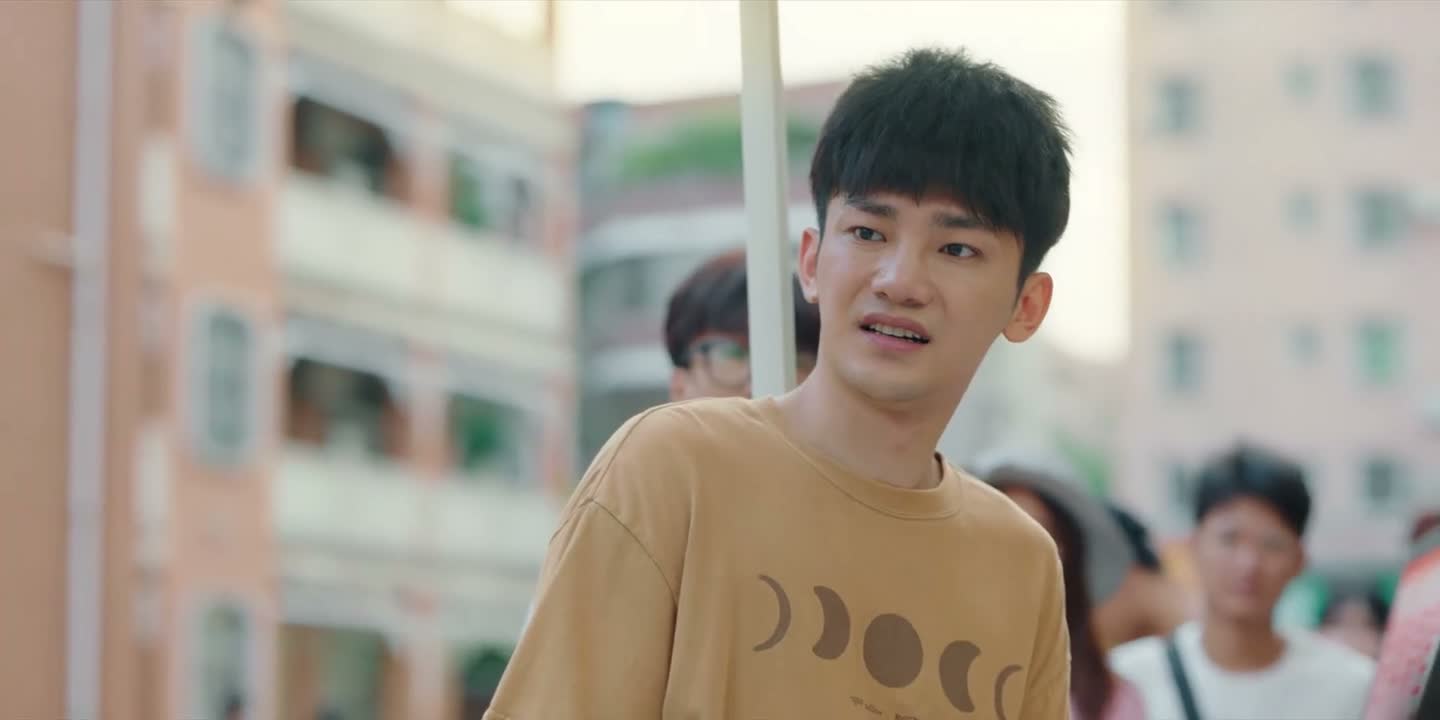 你上个大学怎么还得赖着我呢